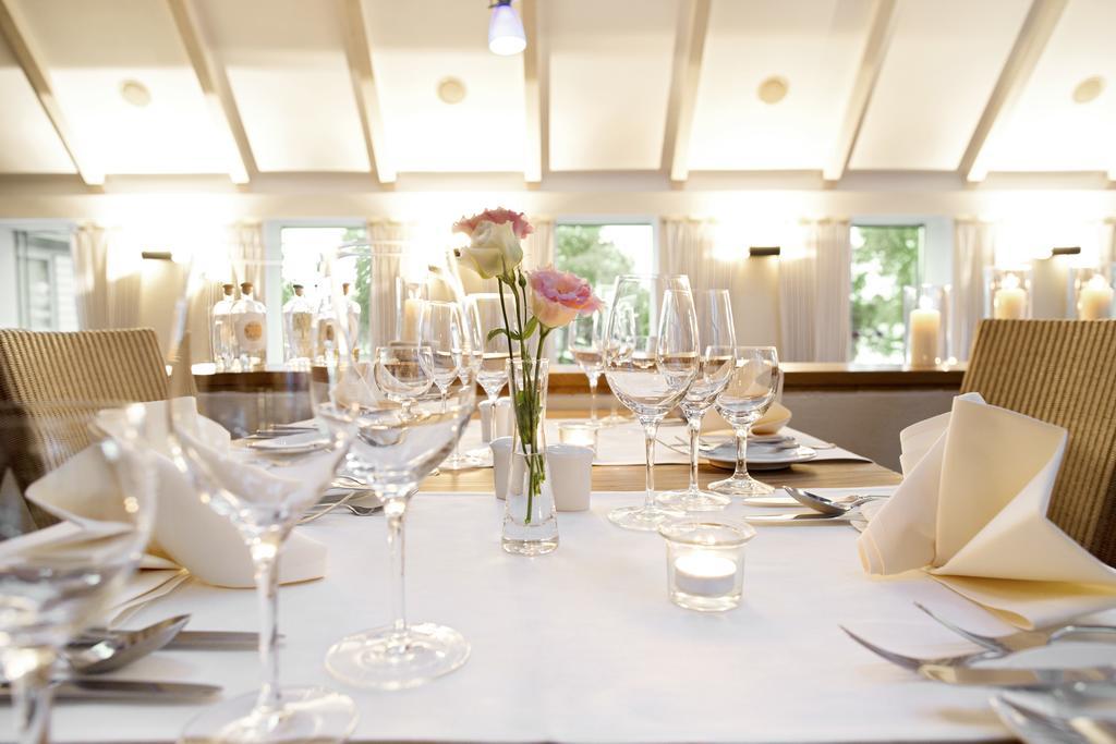 Hotel Kleines Meer Waren  Ngoại thất bức ảnh